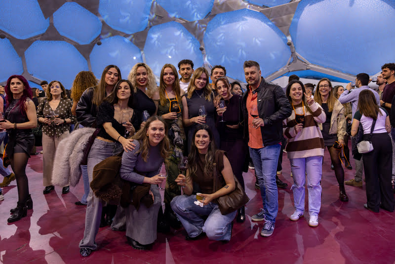 Un brindis bajo la Cúpula del Milenio: éxito y ‘Sold Out’ en el regreso de Jóvenes por el Vino